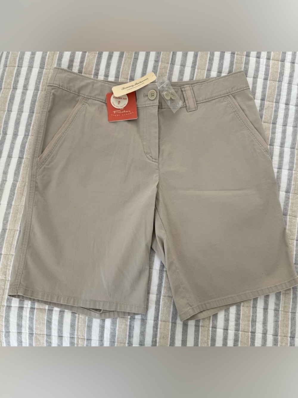Tommy Bahama Relax Everyday Sz 6 Ellery Fit Khaki Shorts $88 Womens L9
